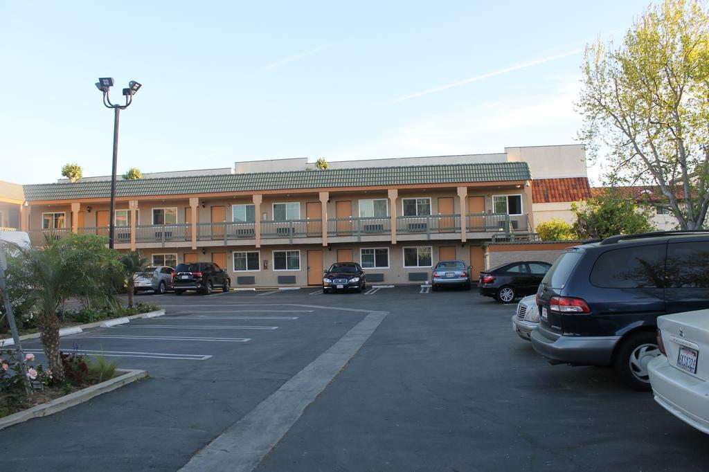 El Rancho Inn Hawthorne Εξωτερικό φωτογραφία